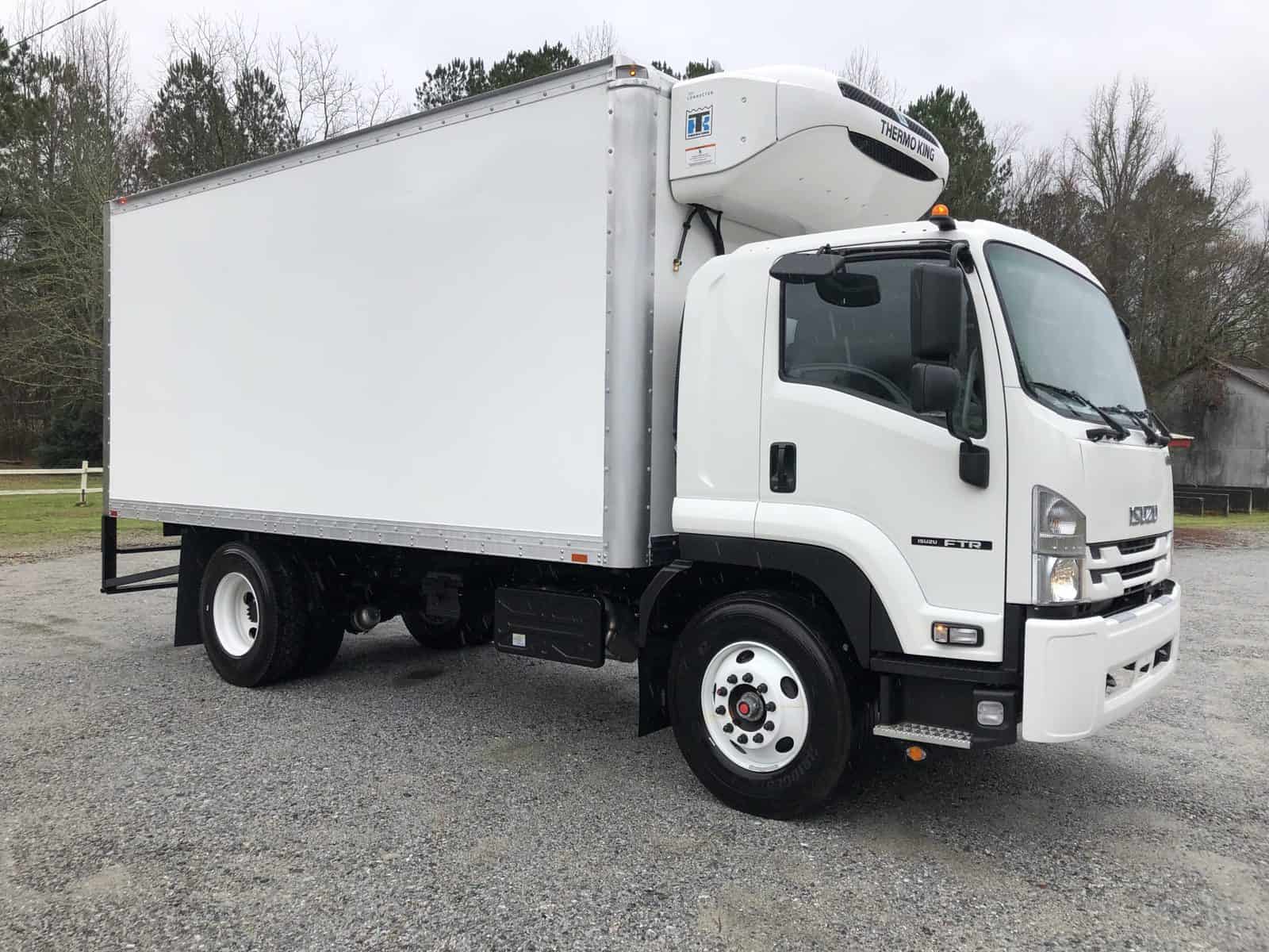 Refrigerated reefer truck